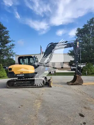 USED 2023 HYUNDAI HX85A