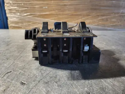 Used ALLEN-BRADLEY 1494F-D30 Switchgears British Columbia CA | Lenmark #239712