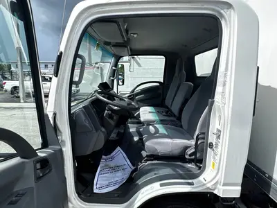 Used 2020 ISUZU NPR EFI Box trucks Florida US | Truck and Van Outlet #1509218