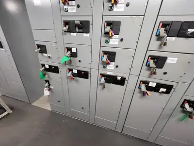 Five Star Double-Sided Motor Control Center (MCC), 600V max., 1000A