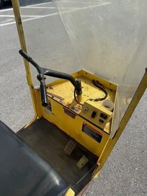 CUSHMAN MINUTE MISER Maintenance Carts | GMT (8)