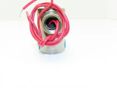 Honeywell Skinner V5D34040 Solenoid Valve 2-Way (NC) 120VAC 50 PSI 1/4" NPT