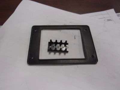 USED MENCOM 23521 RECEPTACLE  USB-RJ45