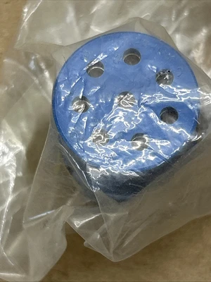 NEW Amphenol 972223S