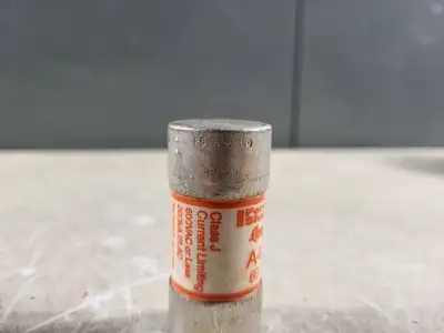 Disconnect Switch w/ 3 Times 60 Amp Fuse A4J60