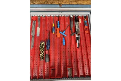 Used _UNKNOWN_ _UNKNOWN_ Work Benches Utah US | KD Auctions #1553839