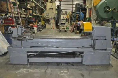 17" x 80" CLAUSING COLCHESTER ENGINE LATHE