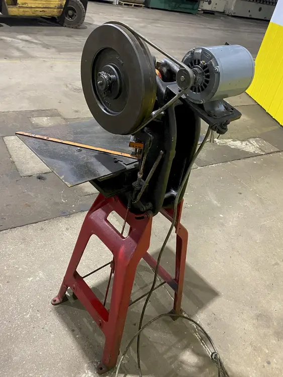 Used FAMCO 40 FLOOR O.B.I. Presses Ohio US | Yoder Brothers machinery 8 #90079