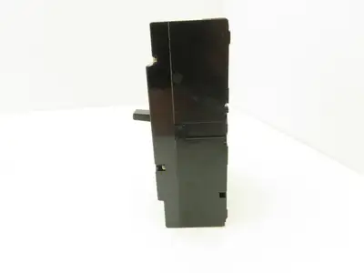 Fuji Electric EA202A  2-Pole Circuit Breaker 225A 600VAC 250VDC 2-Pole