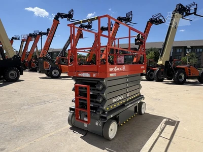 New | in-Stock 2026 SKYJACK SJ4740 E Scissor Lifters Texas US | Adcock Equipment USA #1524607