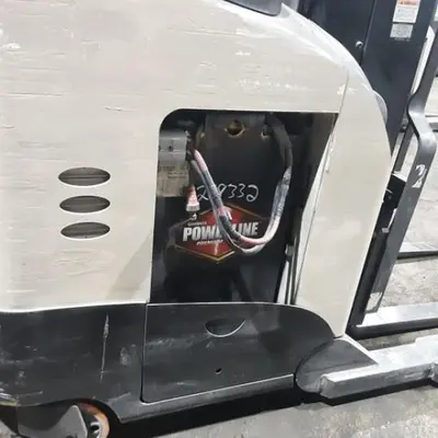 USED 2018 CROWN RR5725-45