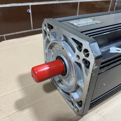 USED Indramat Bosch Group MAC112C-0-HD-4-C/130-A-2/WI524LV/S013