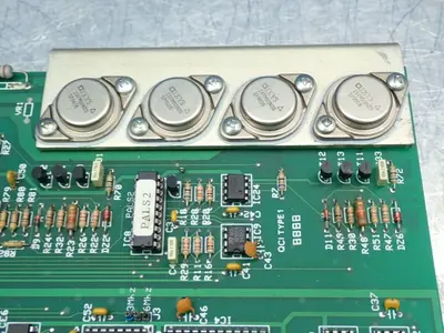USED HAAS AUTOMATION 323051E