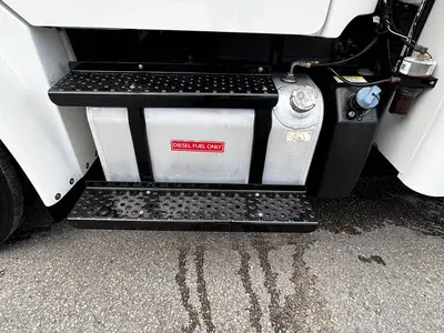 Used 2019 FREIGHTLINER M2 106 Tractors & Trailers Florida US | Truck and Van Outlet #1506258