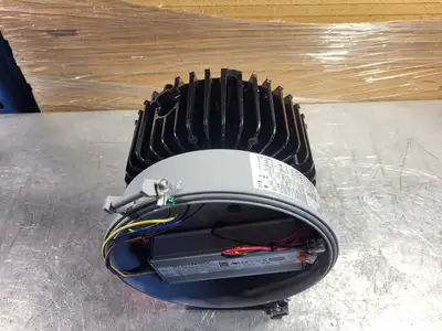 NEW CROUSE-HINDS VMVL-11-2TW-R1-UNV1-S890