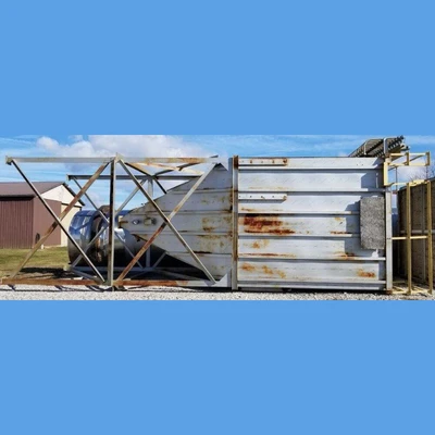 USED 2015 CAMCORP LJ810X272 (TBC)