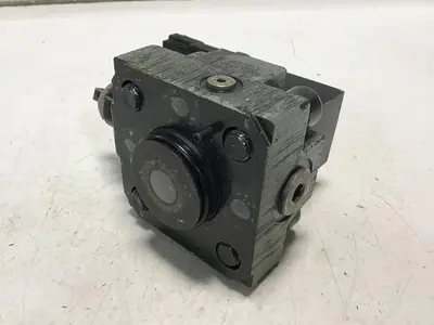 USED VICKERS DTSPC-EHST-210B-24V