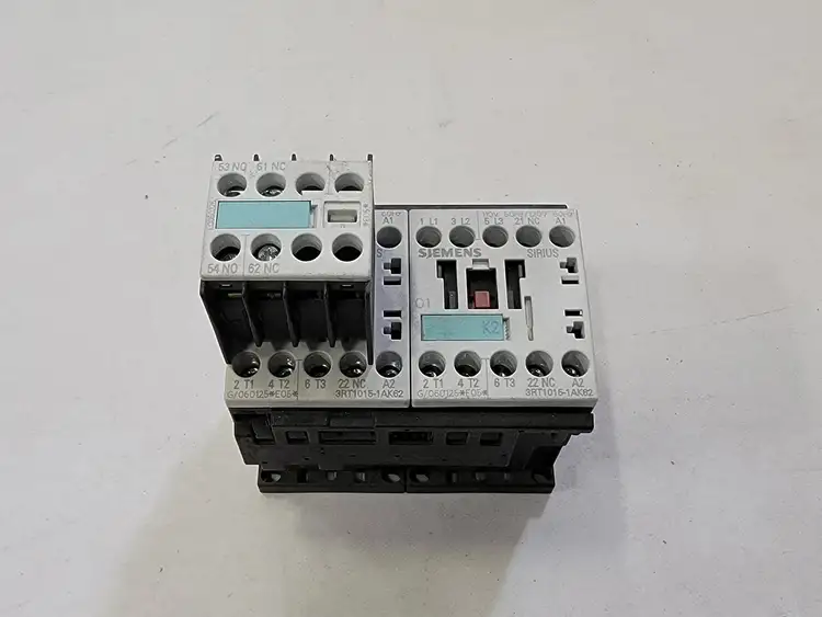 Used SIEMENS 3RA1315-8XB30-1AK6 Switchgears British Columbia CA | Lenmark #242797