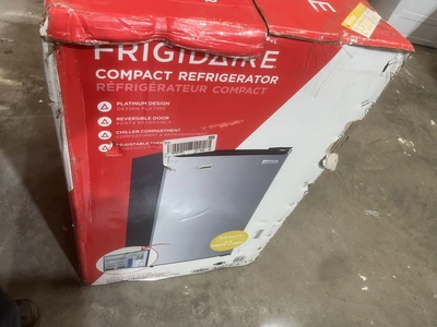Used FRIGIDAIRE COMPACT Refrigerators Michigan US | Miedema Asset Management Group #1476264