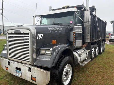 Used 2006 FREIGHTLINER FLD120SD Dump trucks Minnesota US | Proxy Equipment #1486175