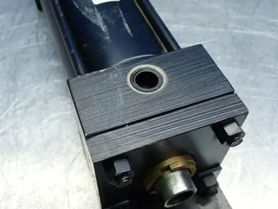 New | in-Stock PARKER 3.25CCB2ANLU19AC7.000 Pumps Ohio US | HGR 24 #1006074