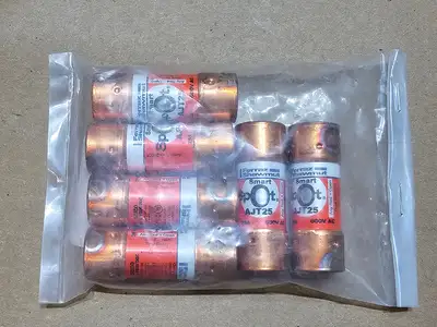 Used FERRAZ SHAWMUT AJT25 Fuses British Columbia CA | Lenmark #1488980