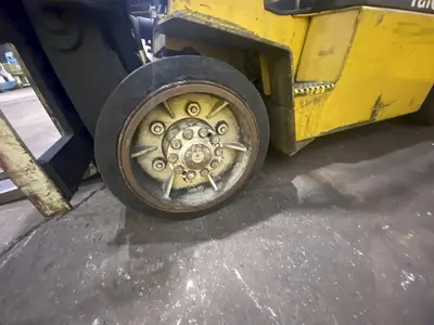 USED YALE