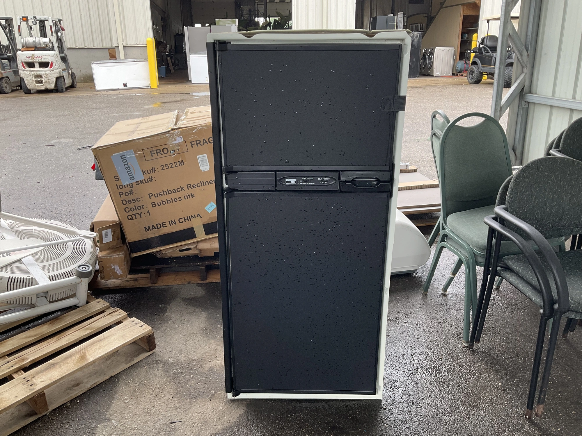 USED NORCOLD N611LT RV FRIDGE/FREEZER