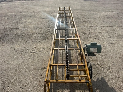 Snowco 16ft Hay Elevator 16' Hay Elevator | County Equipment Company LLC (3)