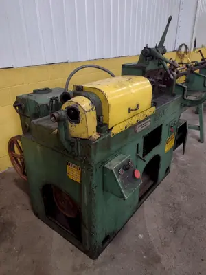 3/8" LEWIS MODEL #8CV WIRE STRAIGHTEN & CUT MACHINE: STOCK  16185