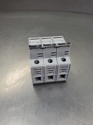 Cooper Bussmann CHCC (W20) 600V 30A 3-Pole Fuse Holder w/Fuses. 4B-35