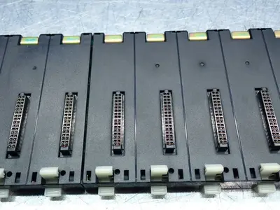 Used OMRON C200HWBC101V1 PLC Expansion Units Ohio US | HGR 24 #751719