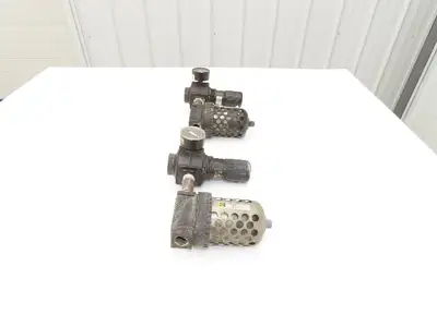 Master Pneumatic Norgren R74G-4AK-RMN FD100-4 Regulator Filter Assembly Lot of 2
