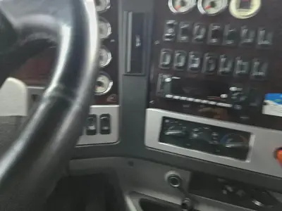 USED 2023 FREIGHTLINER CORONADO 122 SD