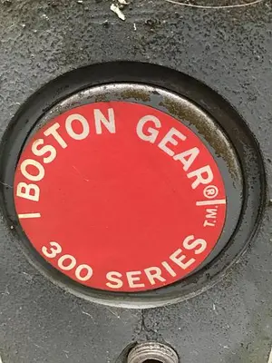 USED BOSTON GEAR 300 SERIES