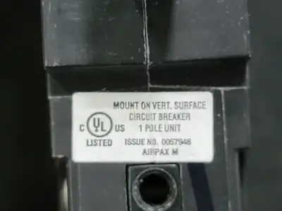 Used AIRPAX LMLB1-1RLS4-52-30.0-1-01-V Switchgears British Columbia CA | Lenmark #244749