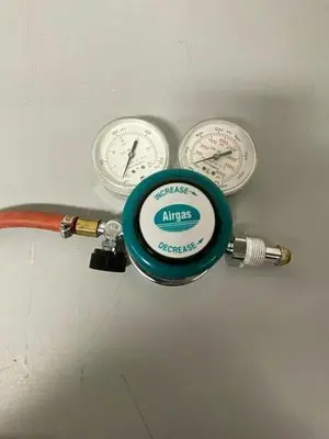 USED AIRGAS 100-1-580-V GENERAL PURPOSE COMPRESSED GAS REGULATOR MAX INLET 3000 PSIG