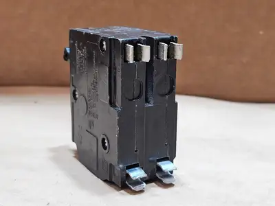 Used SQUARE D QOB260 Switchgears British Columbia CA | Lenmark #1438457