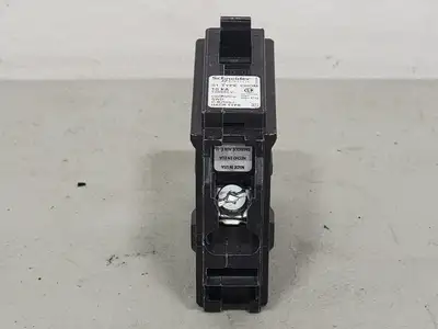 USED SCHNEIDER ELECTRIC CHOM115