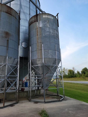 Used BROCK _UNKNOWN_ Silos New York US | Solutions 4 Manufacturing #1404211