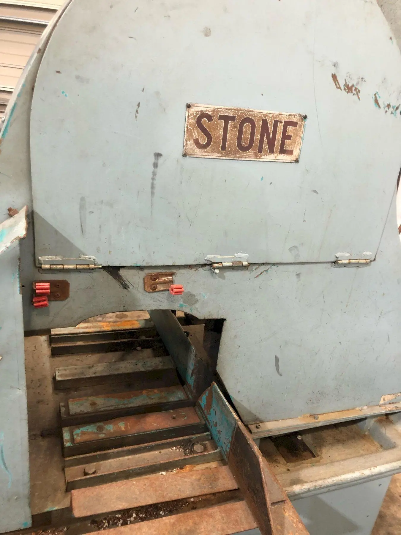 USED STONE M75