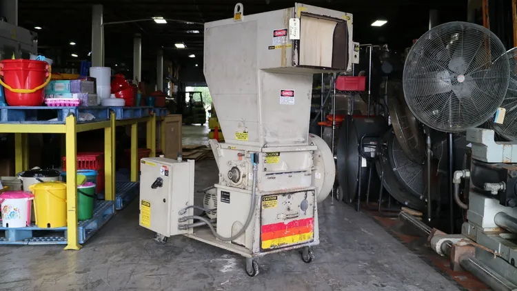 Used BALL & JEWELL MD-1216 Plastic Scrap Grinders Florida US | Molds Unlimited Inc #898385