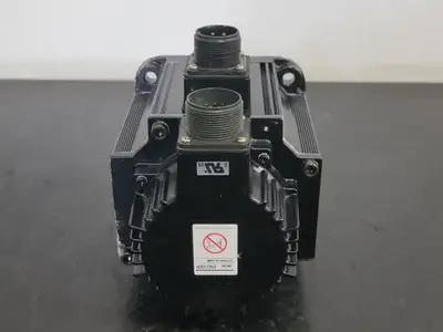 USED YASKAWA SGMG-09A2AB