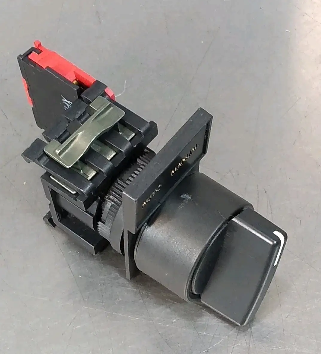 Allen Bradley 800E-4X01/B Rotary Switch Loc4E8