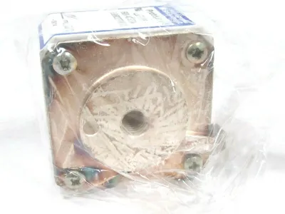 3 NEW FERRAZ SHAWMUT L300068 690V 550A FUSES