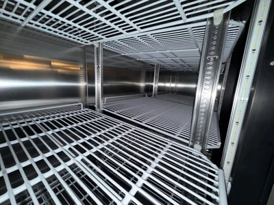 Used _UNKNOWN_ _UNKNOWN_ Display Refrigerators Georgia US | Auction Management Corporation #1548685