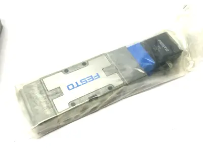 New | in-Stock Festo Single Solenoid Valve, 5/2-way, G1/8 Connection 19749 Solenoid Valves Michigan US | Maverick Industrial Sales #1400622