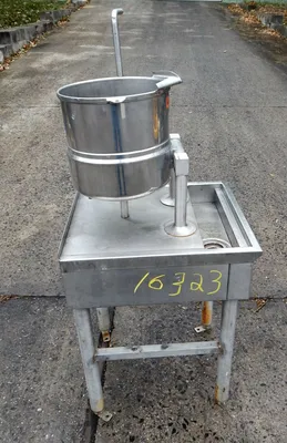 USED GROEN 20 QUART TILTING KETTLE TDC-3/20