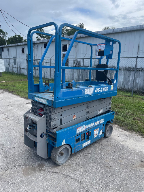 Used 2018 GS-1930 Genie Scissor Lifters Florida US | Stack Equipment #1418897