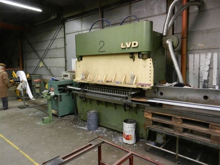Used DIMECO DECOIL./ STRAIGHT/ FEEDER LVD PUNCHPRESS Gap Frame (OBS) Presses BE | Apt International N.V #362154